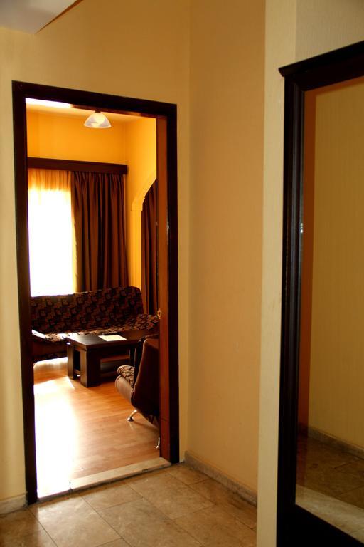 Avenue Hotel ティビリシ 部屋 写真